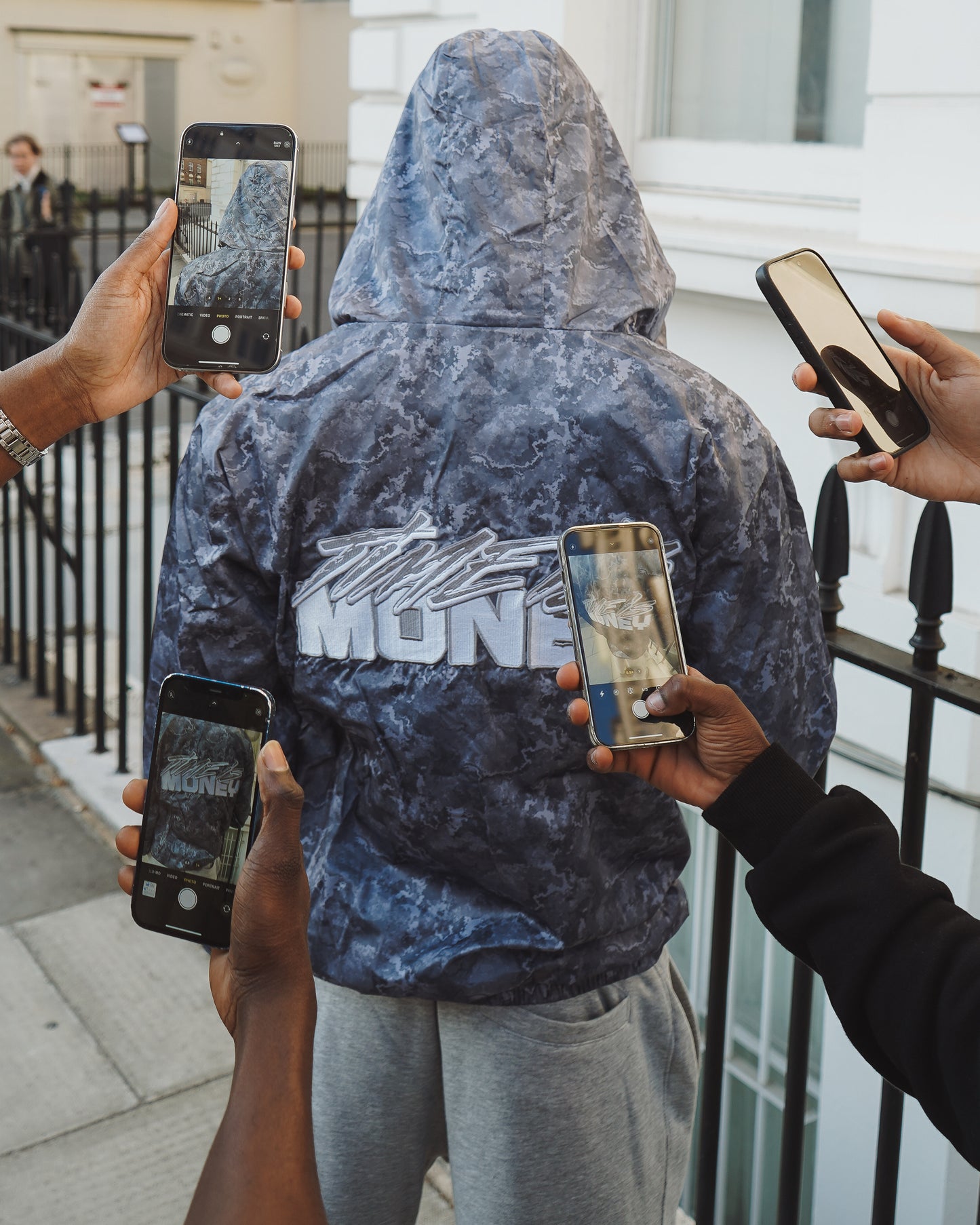 T1M WET CEMENT WINDBREAKER