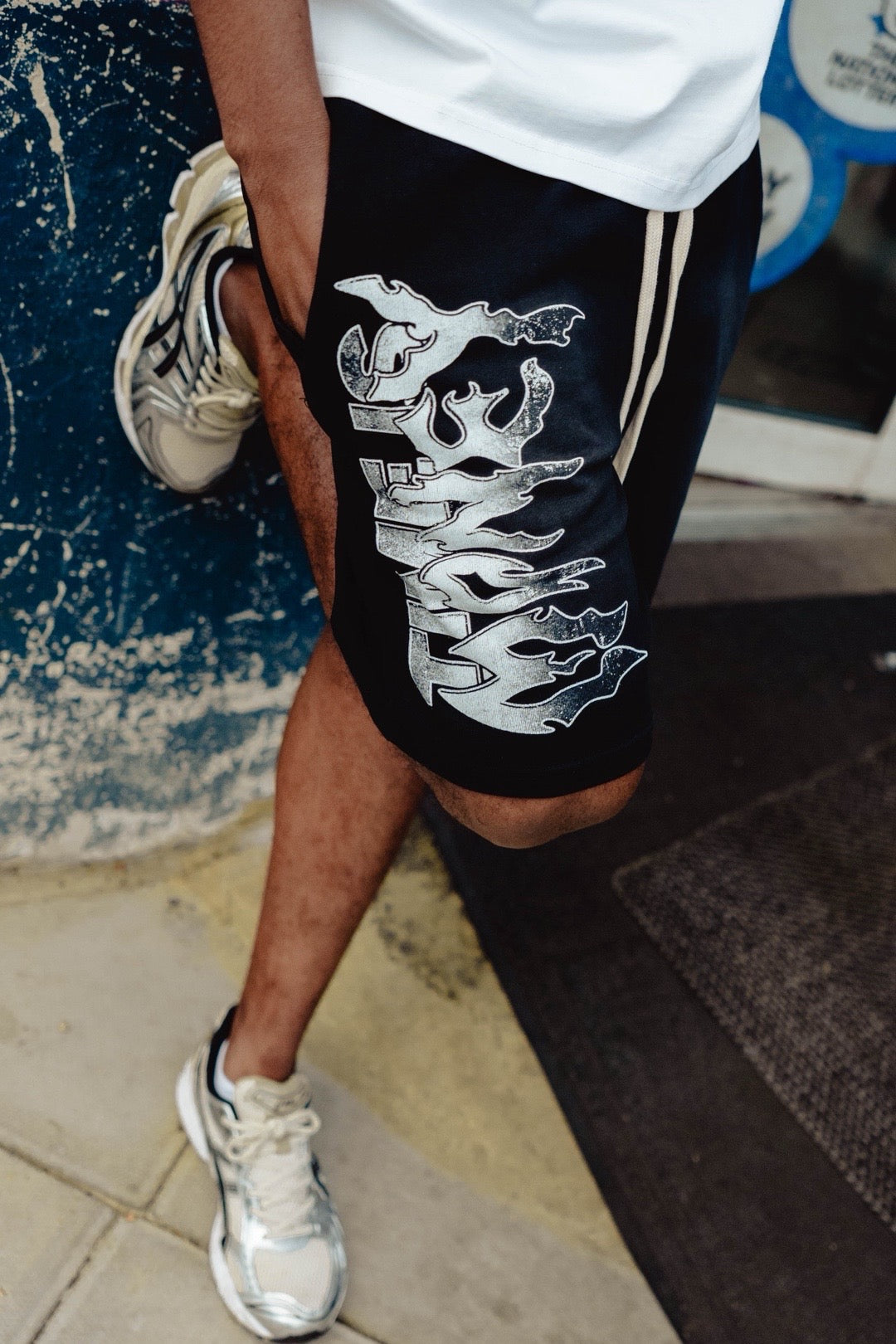 TIMEISMONEY WHITE ASH SHORTS